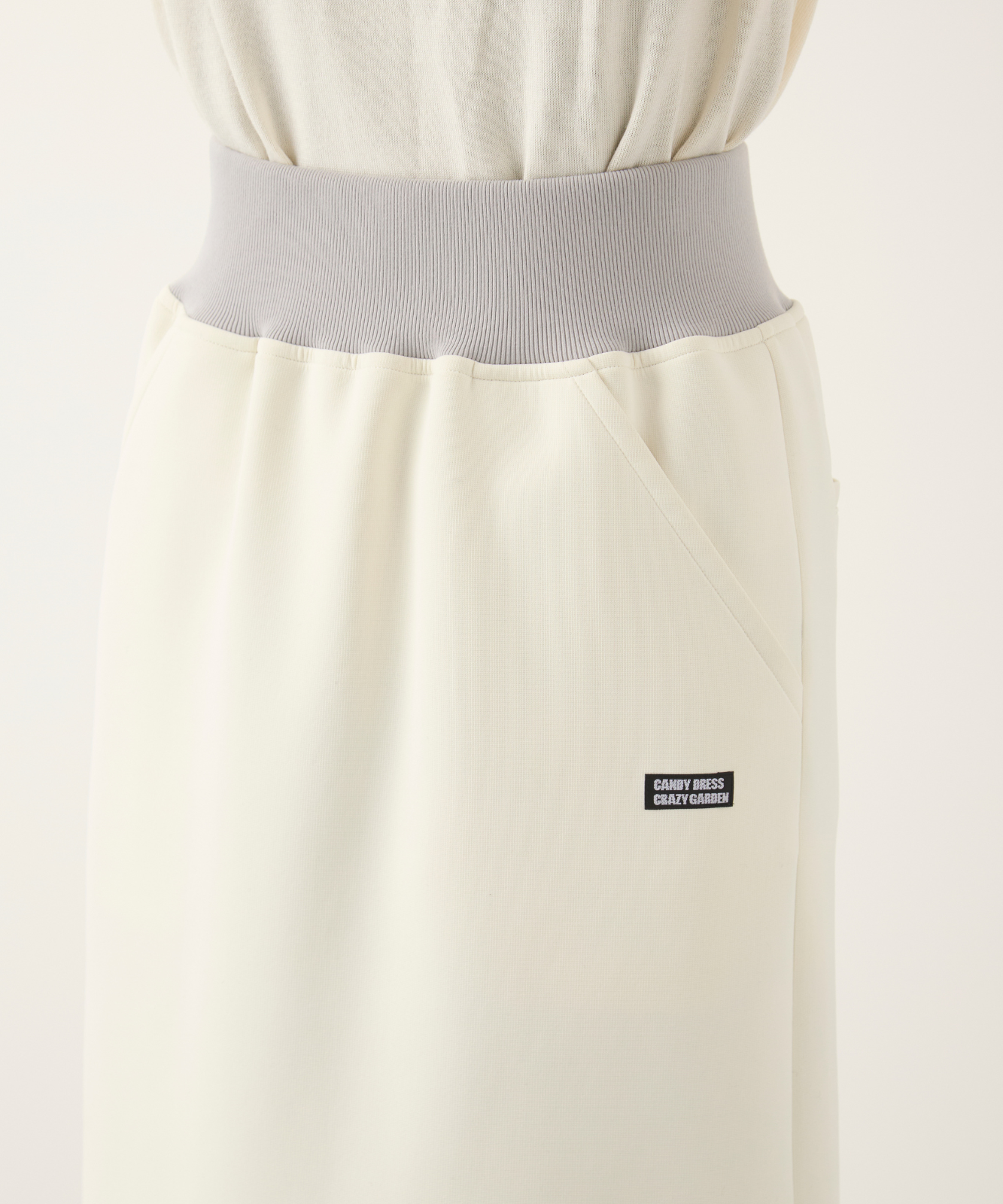≪通常販売≫track candy straight skirt(トラックキャンディーストレートスカート)