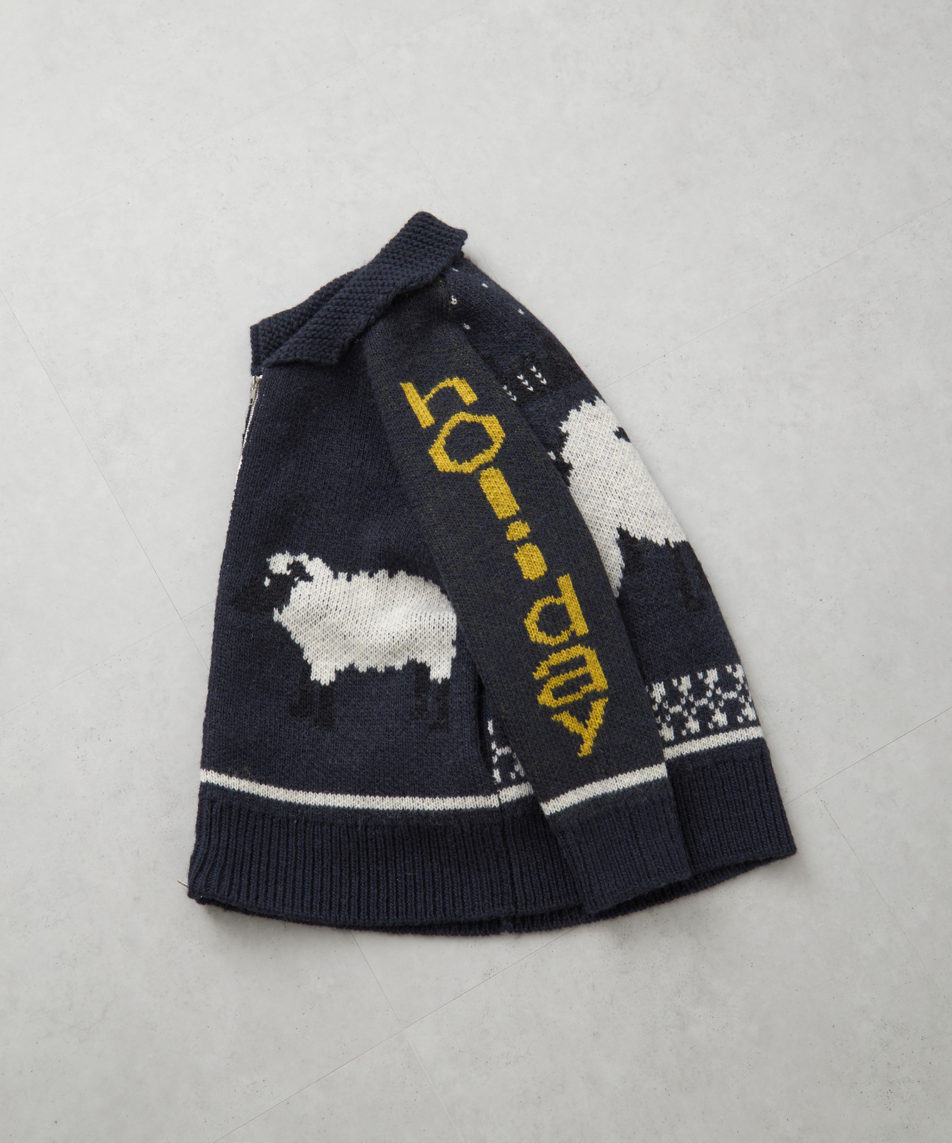 ≪通常販売≫“sheep is coming to town” jumper