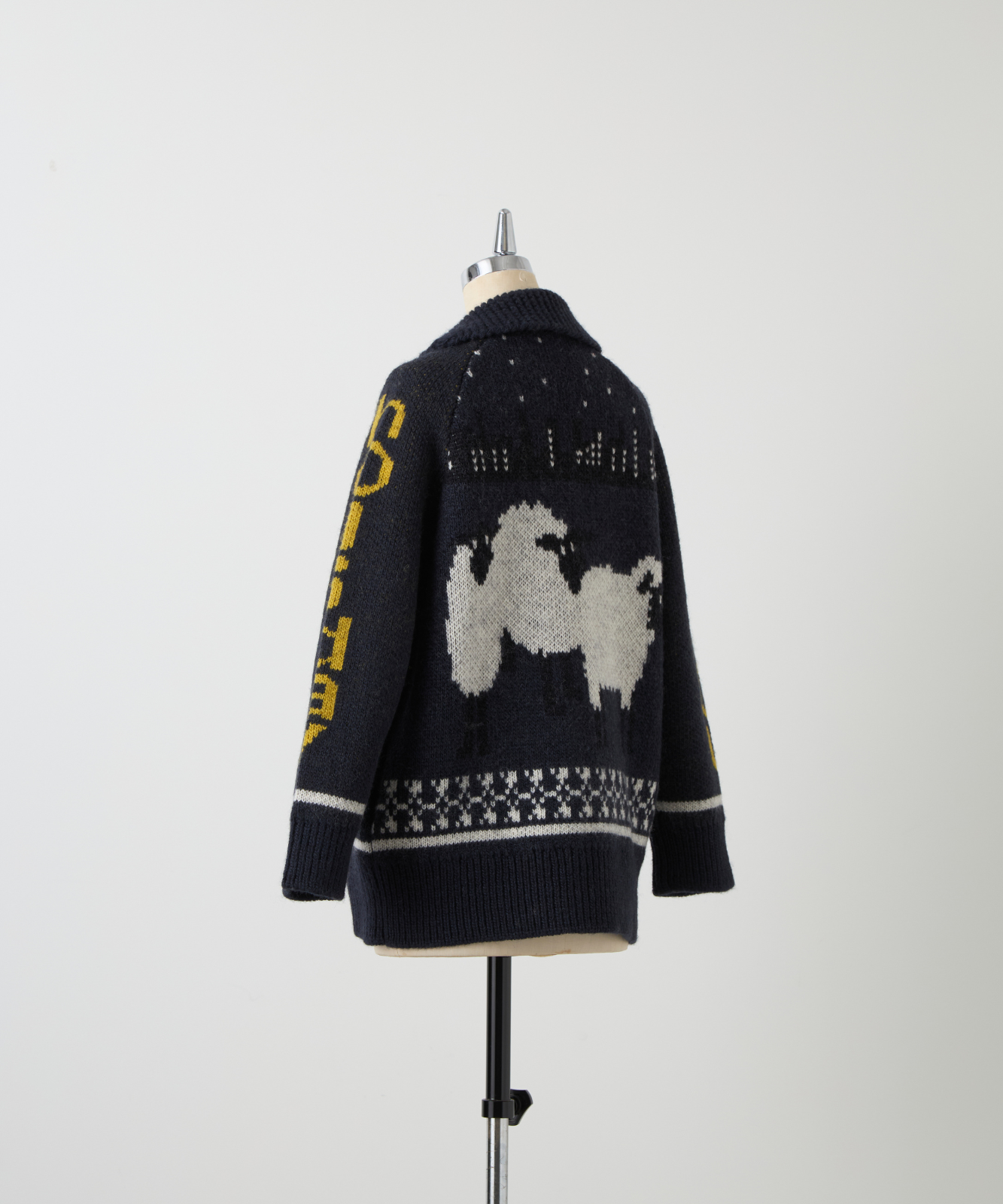 ≪通常販売≫“sheep is coming to town” jumper