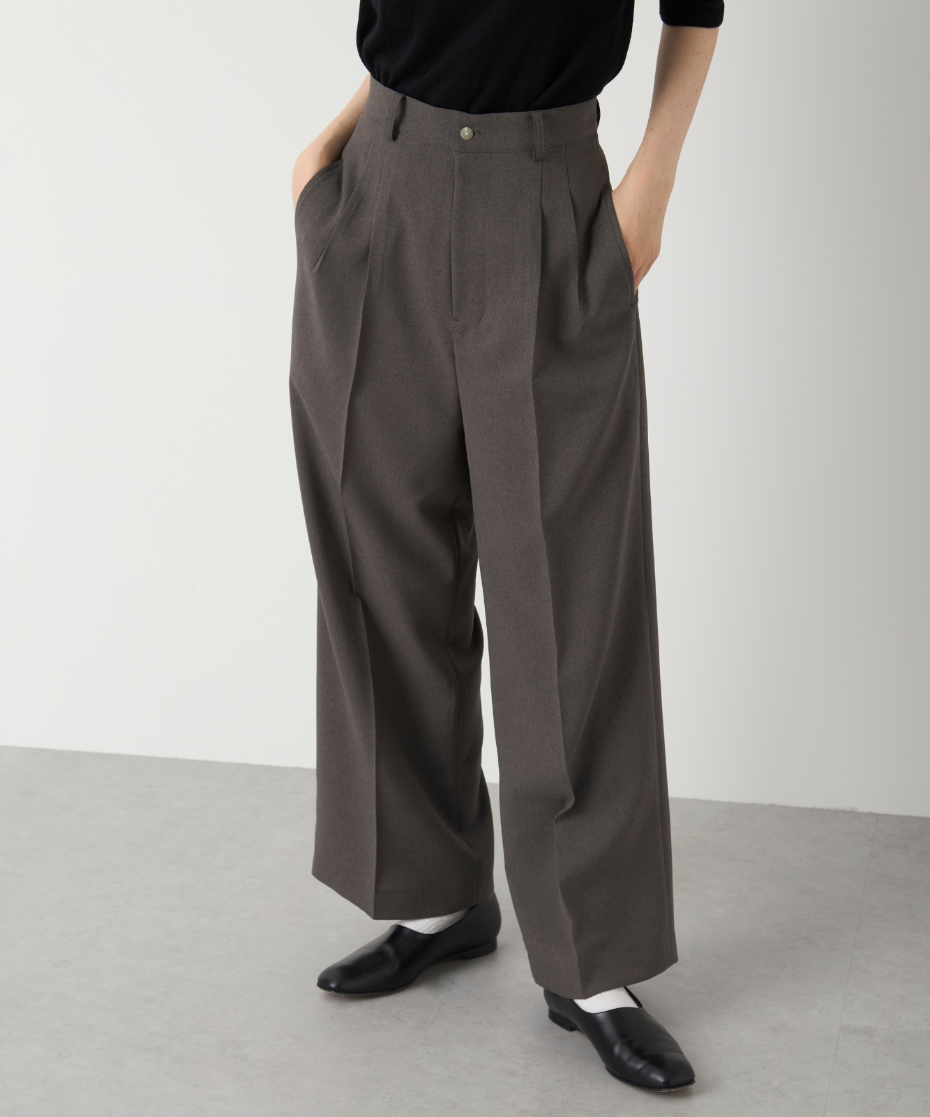 ≪通常販売≫two tuck slacks(ツータックスラックス)≪2025年5月30日15:00販売開始≫