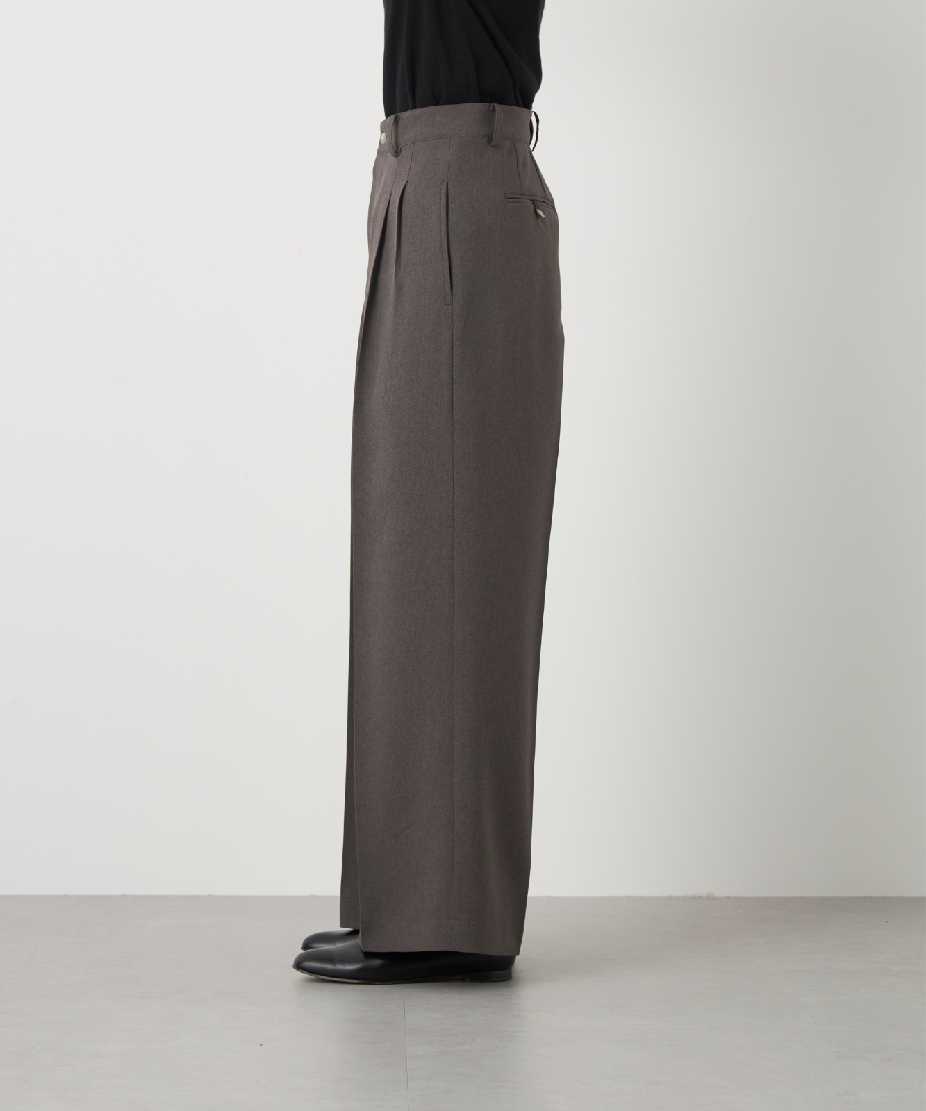 ≪通常販売≫two tuck slacks(ツータックスラックス)≪2025年5月30日15:00販売開始≫