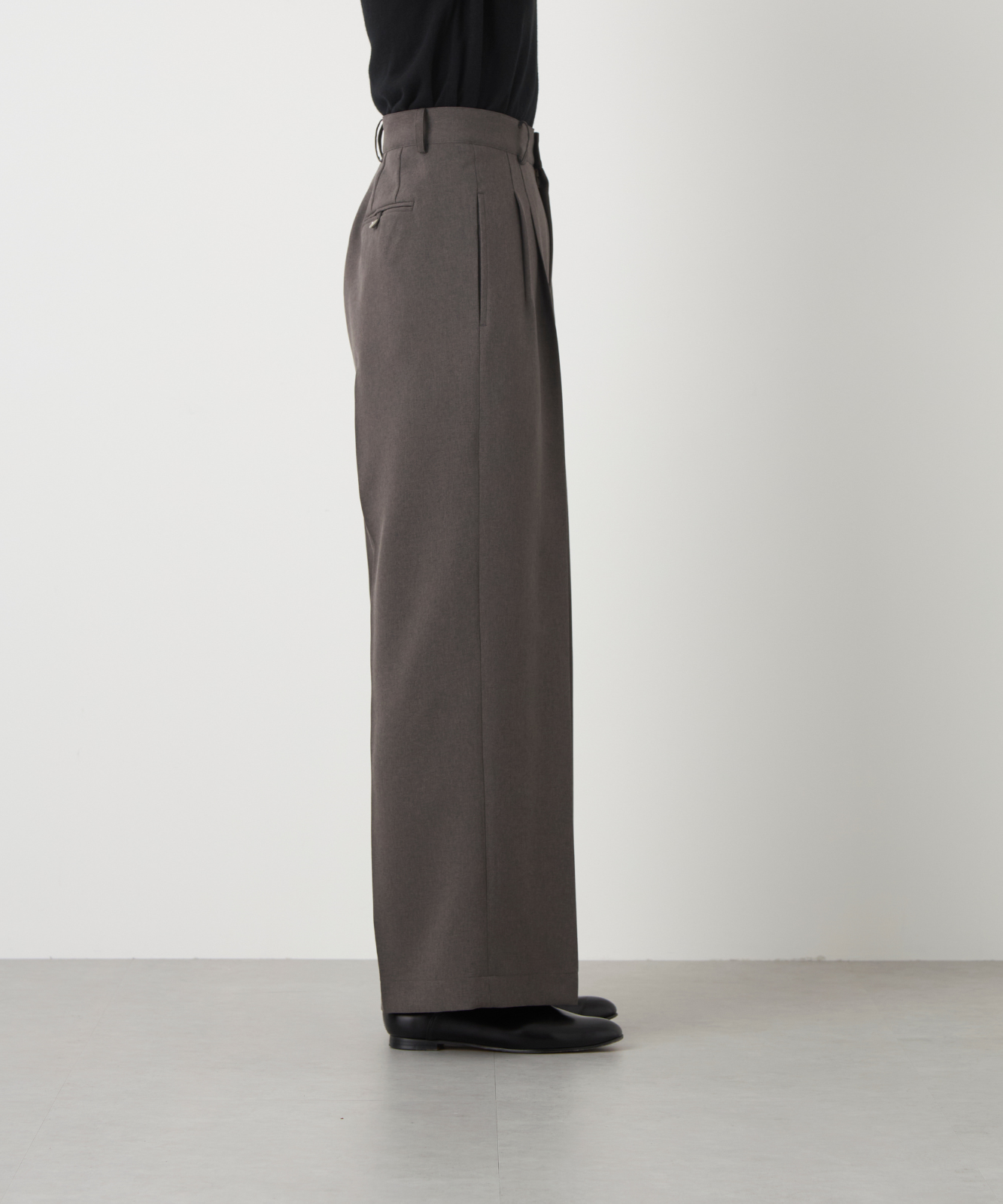 ≪通常販売≫two tuck slacks(ツータックスラックス)≪2025年5月30日15:00販売開始≫