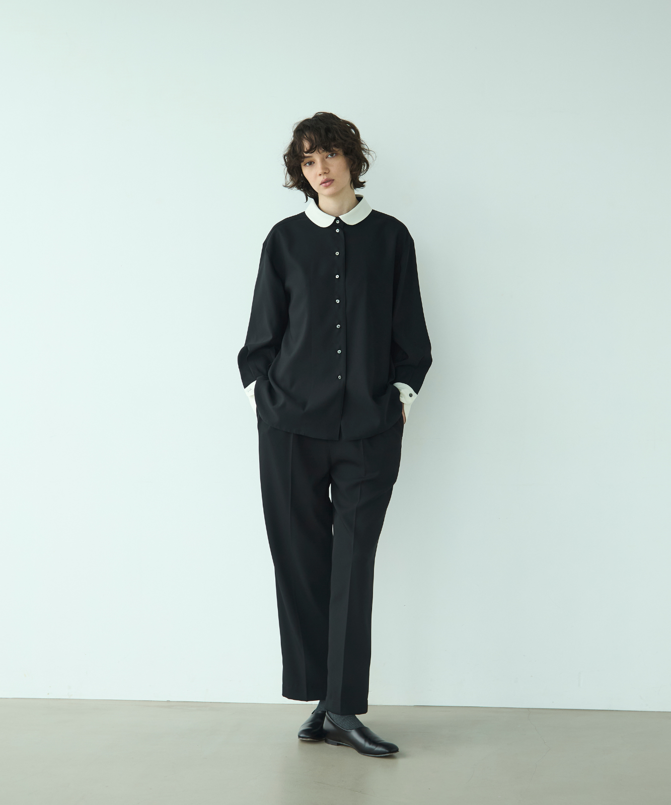 ≪通常販売≫round bicolor toro blouse(ラウンドバイカラートロブラウス)≪2025年9月3日15:00販売開始≫