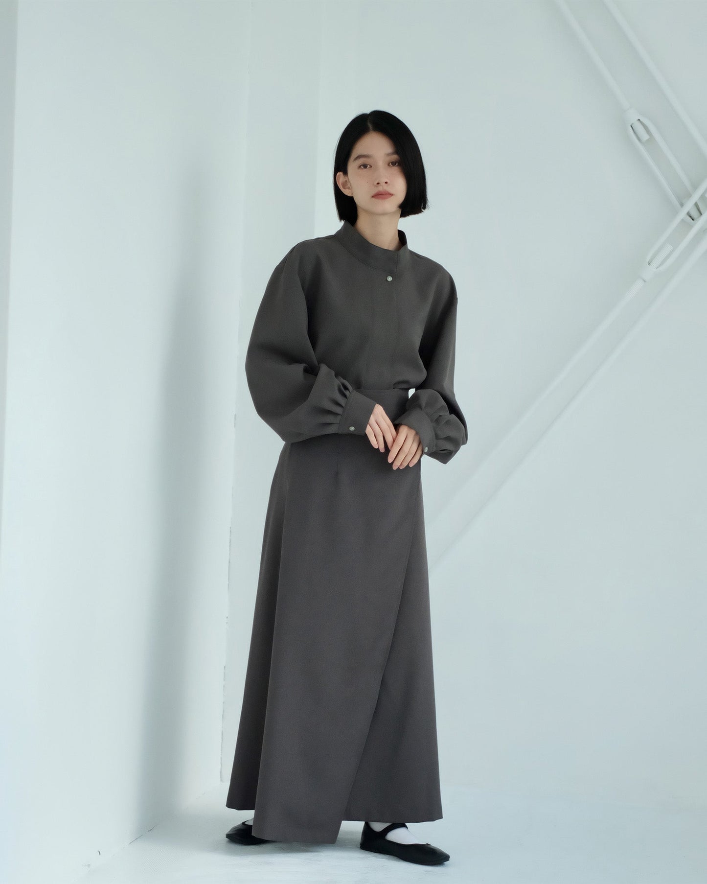 ≪予約販売≫high neck blouse(ハイネックブラウス)≪2023年8月14日19:00販売開始≫≪2023年10月下旬発送予定≫