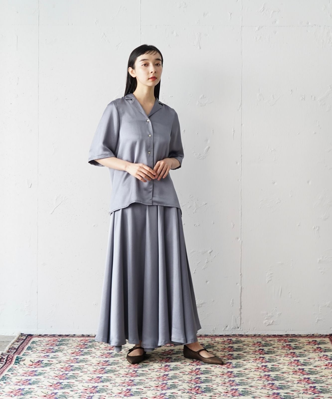 ≪在庫販売≫open collar satin blouse(オープンカラーサテンブラウス)