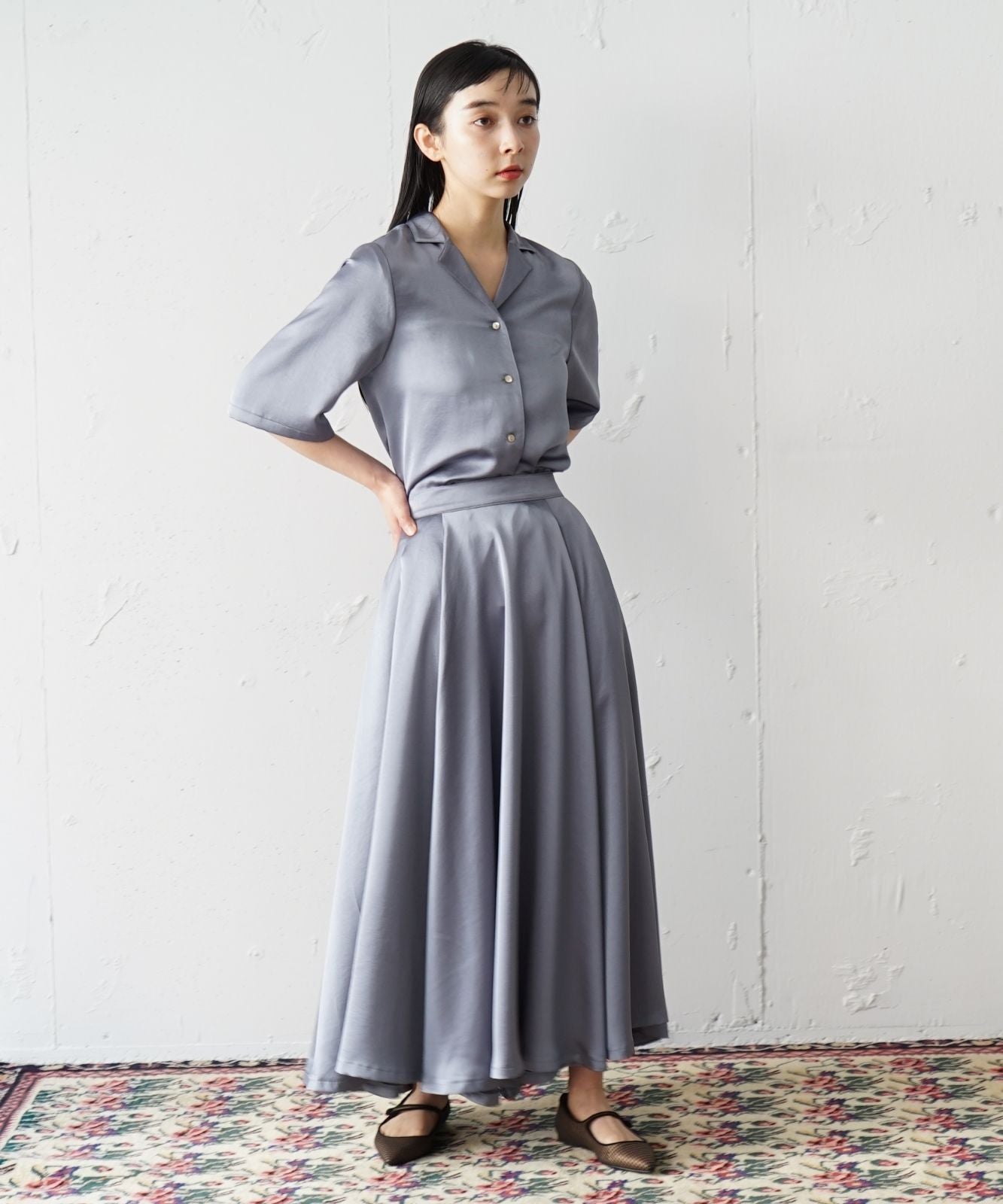 ≪在庫販売≫open collar satin blouse(オープンカラーサテンブラウス)