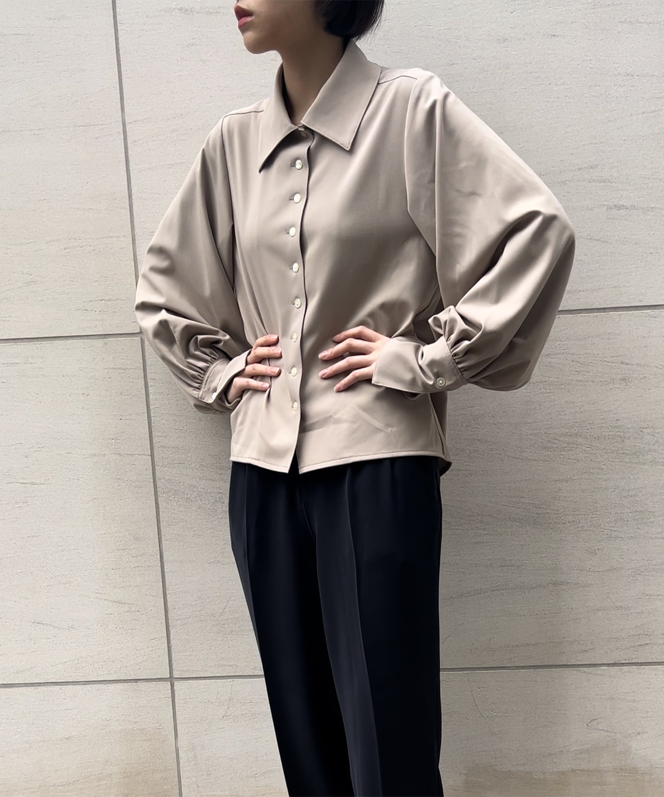 ≪予約販売≫wide collar sode powan blouse（ワイドカラー袖ぽわん