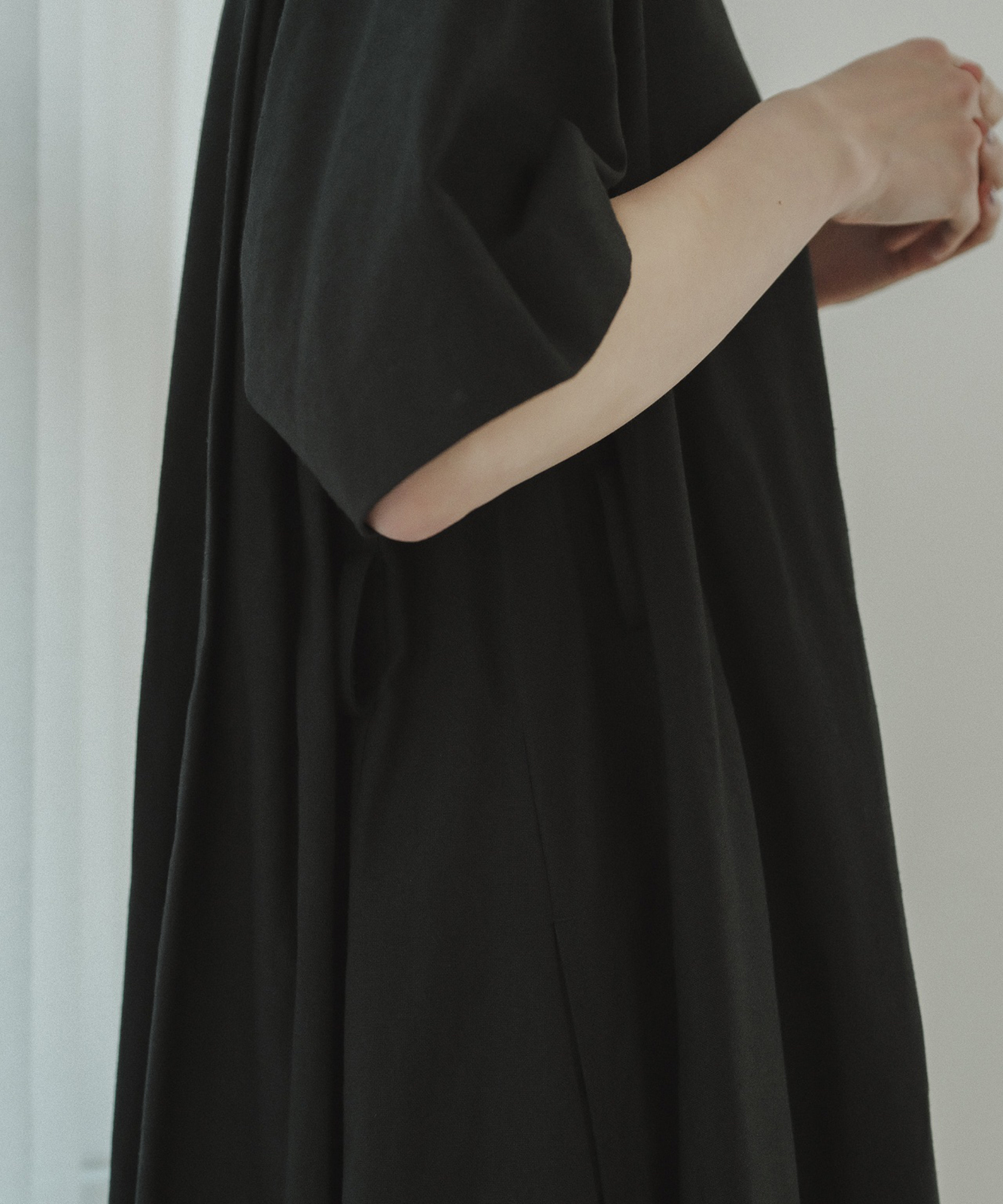 foufou THE DRESS #36 ブラックリネンドレス