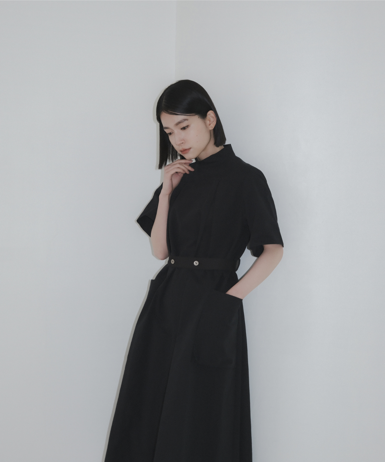 ≪在庫販売≫【THE DRESS #21】de medical high neck dress（ドイツ