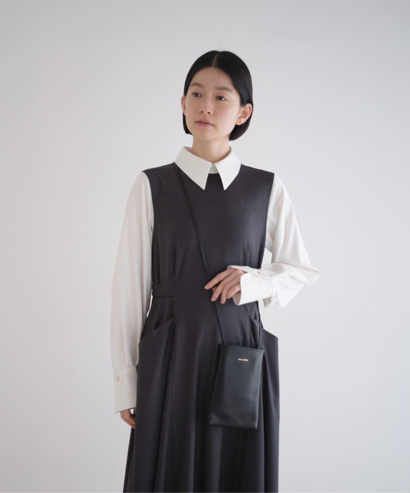≪通常販売≫leather Sacoche "the dress"（レザーサコッシュ"the dress"）≪2026年7月16日12:00販売開始≫