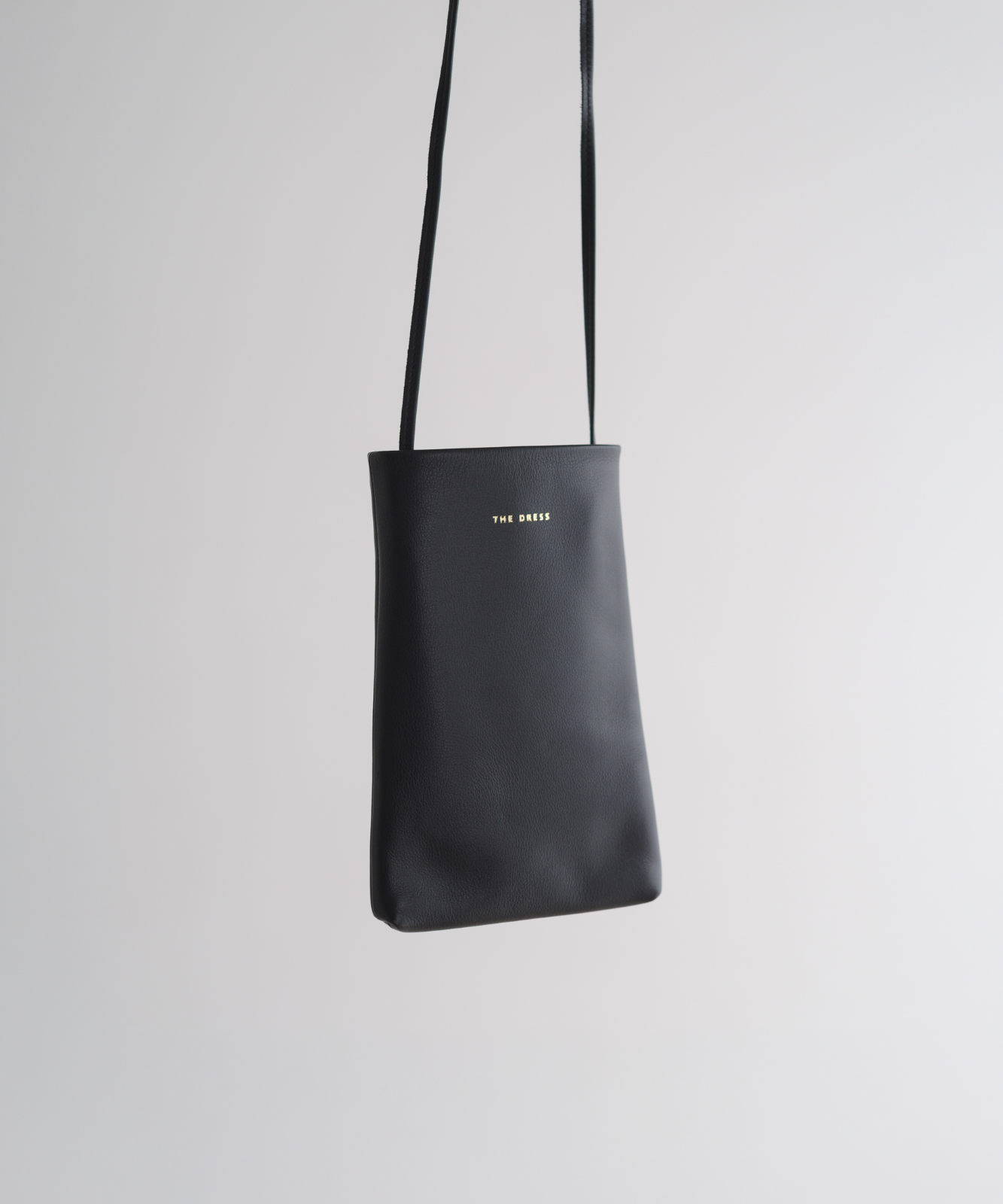 ≪通常販売≫leather Sacoche "the dress"（レザーサコッシュ"the dress"）≪2026年7月16日12:00販売開始≫
