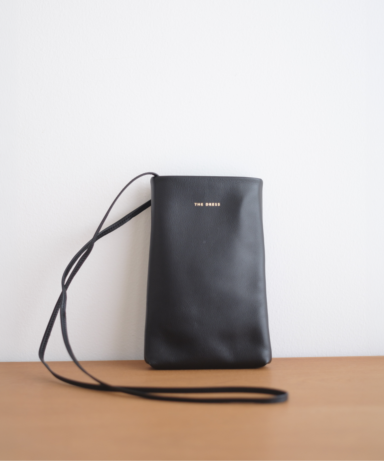≪通常販売≫leather Sacoche "the dress"（レザーサコッシュ"the dress"）≪2026年7月16日12:00販売開始≫