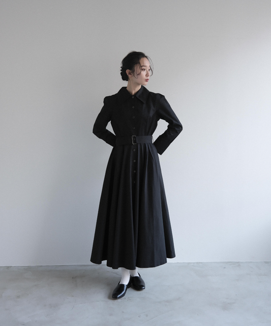 ≪在庫販売≫【THE DRESS #18】big collar black button dress（ビッグカラーブラックボタンドレス）