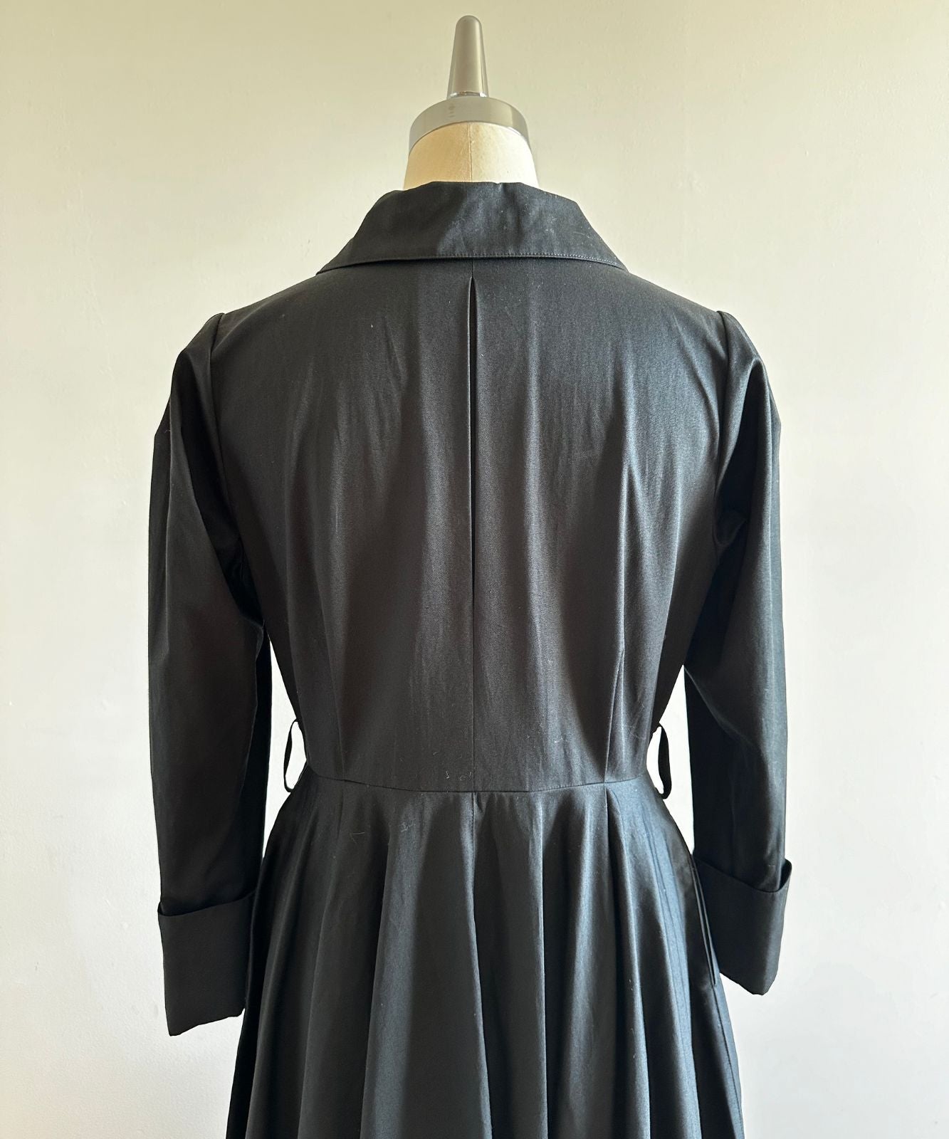 ≪在庫販売≫【THE DRESS #18】big collar black button dress（ビッグカラーブラックボタンドレス）≪2024年2月7日15:00販売開始≫