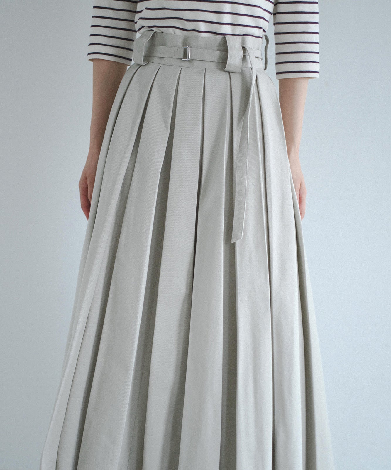 ≪在庫販売≫super tuck long skirt（スーパータックロングスカート）