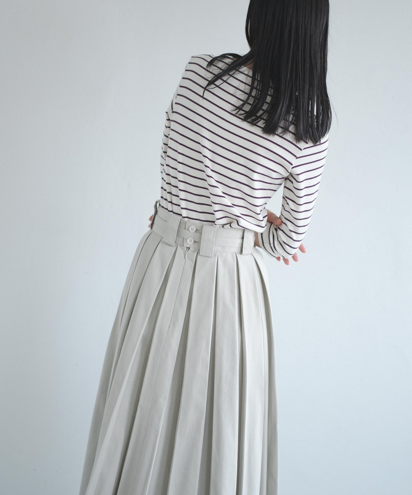 ≪在庫販売≫super tuck long skirt（スーパータックロングスカート）