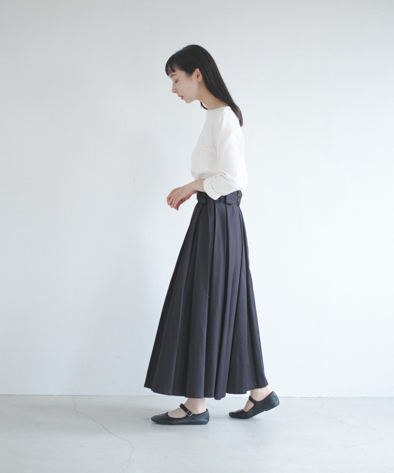 ≪在庫販売≫super tuck long skirt（スーパータックロングスカート）