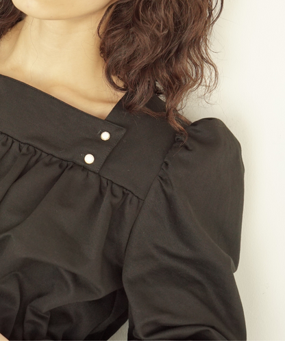 ≪在庫販売≫【THE DRESS #27】 squareneck puff sleeve blouse（スクエアネックパフスリーブブラウス）