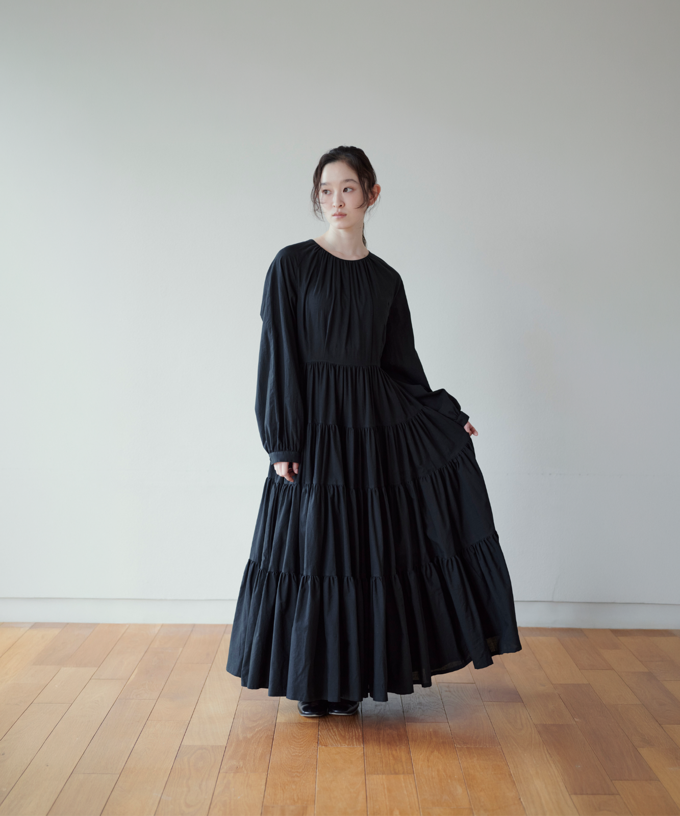 ≪通常販売≫【THE DRESS #29】raglan sleeve tiered dress （ラグランスリーブティアードドレス）
