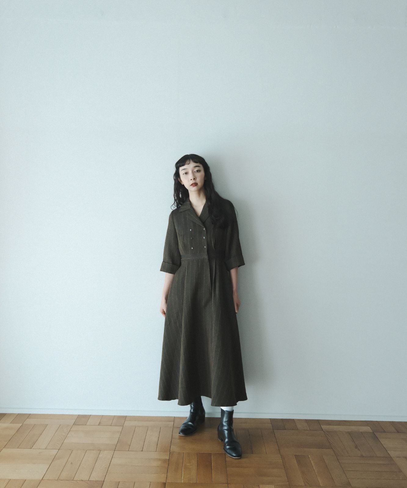 ≪在庫販売≫open Collar HERRINGBONE ONE piece(オープンカラーヘリンボーンワンピース)≪2023年10月11日15:00販売開始≫ 在庫販売 / ダークグリーン / Sサイズ