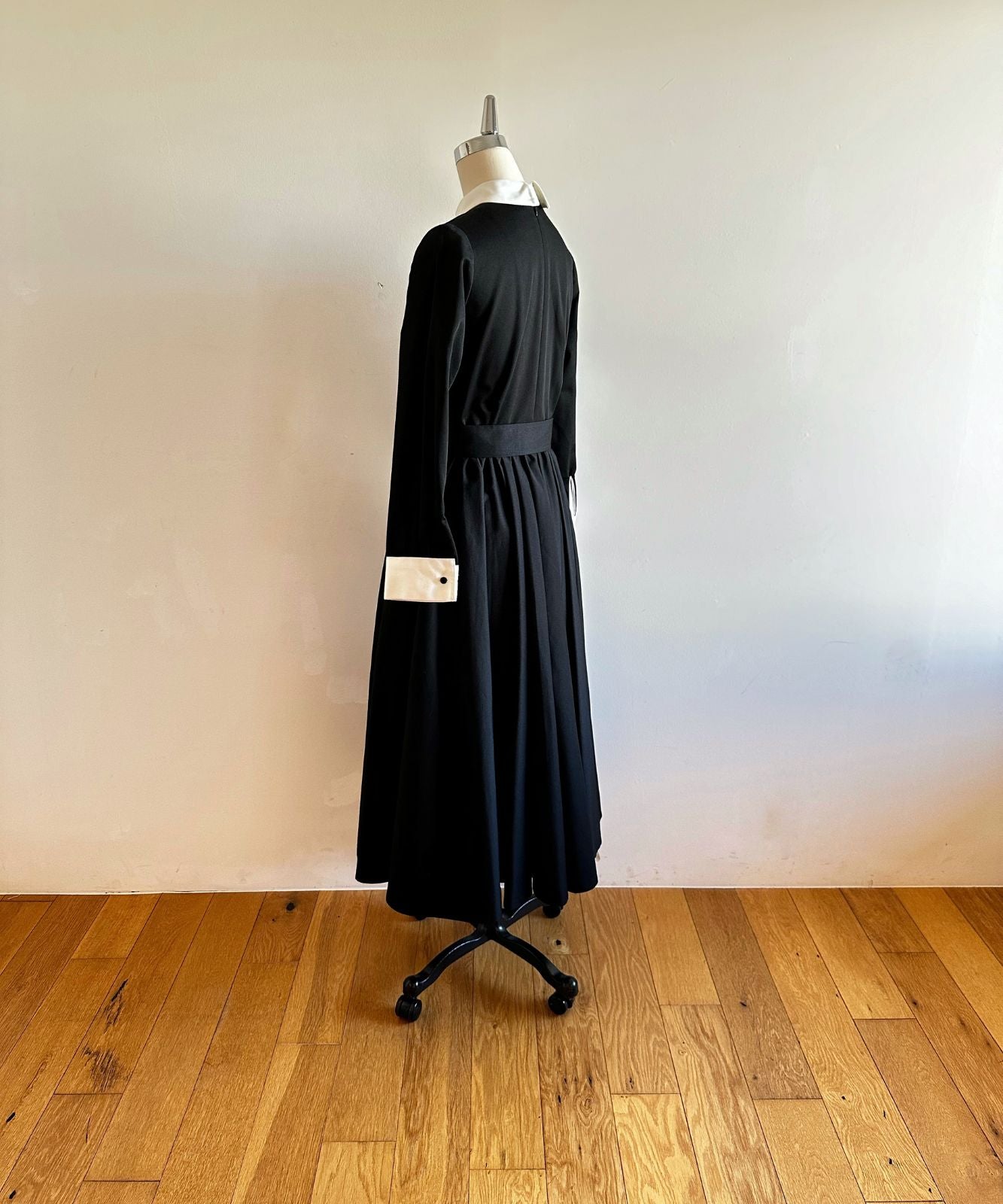 ≪在庫販売≫【THE DRESS #32】double cuffs bicolor one piece（ダブルカフスバイカラーワンピース） – THE  MUSEUM foufou