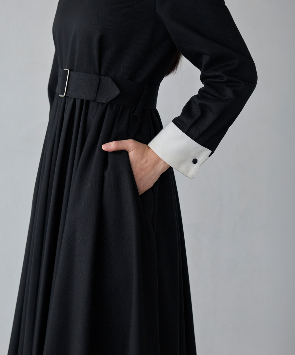 ≪通常販売≫【THE DRESS #32】double cuffs bicolor one piece（ダブルカフスバイカラーワンピース）≪2026年10月2日12:00販売開始≫