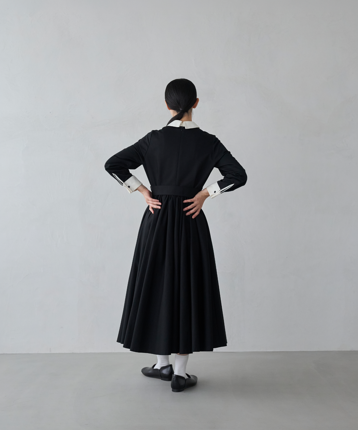 ≪通常販売≫【THE DRESS #32】double cuffs bicolor one piece（ダブルカフスバイカラーワンピース）≪2026年10月2日12:00販売開始≫