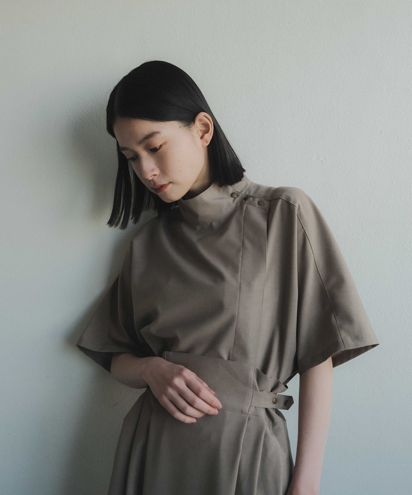 ≪予約販売≫high neck primitive flap blouse（ハイネック 