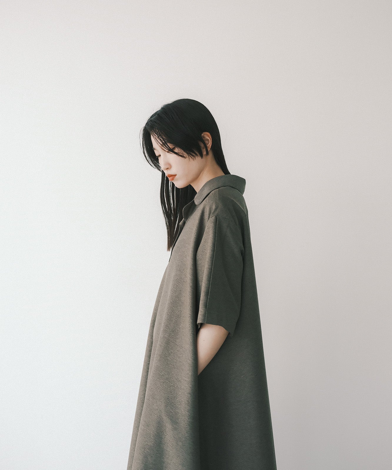≪在庫販売≫ester herringbone open collar one piece（エステルヘリンボーンオープンカラーワンピース）≪2023年8月1日19:00販売開始≫
