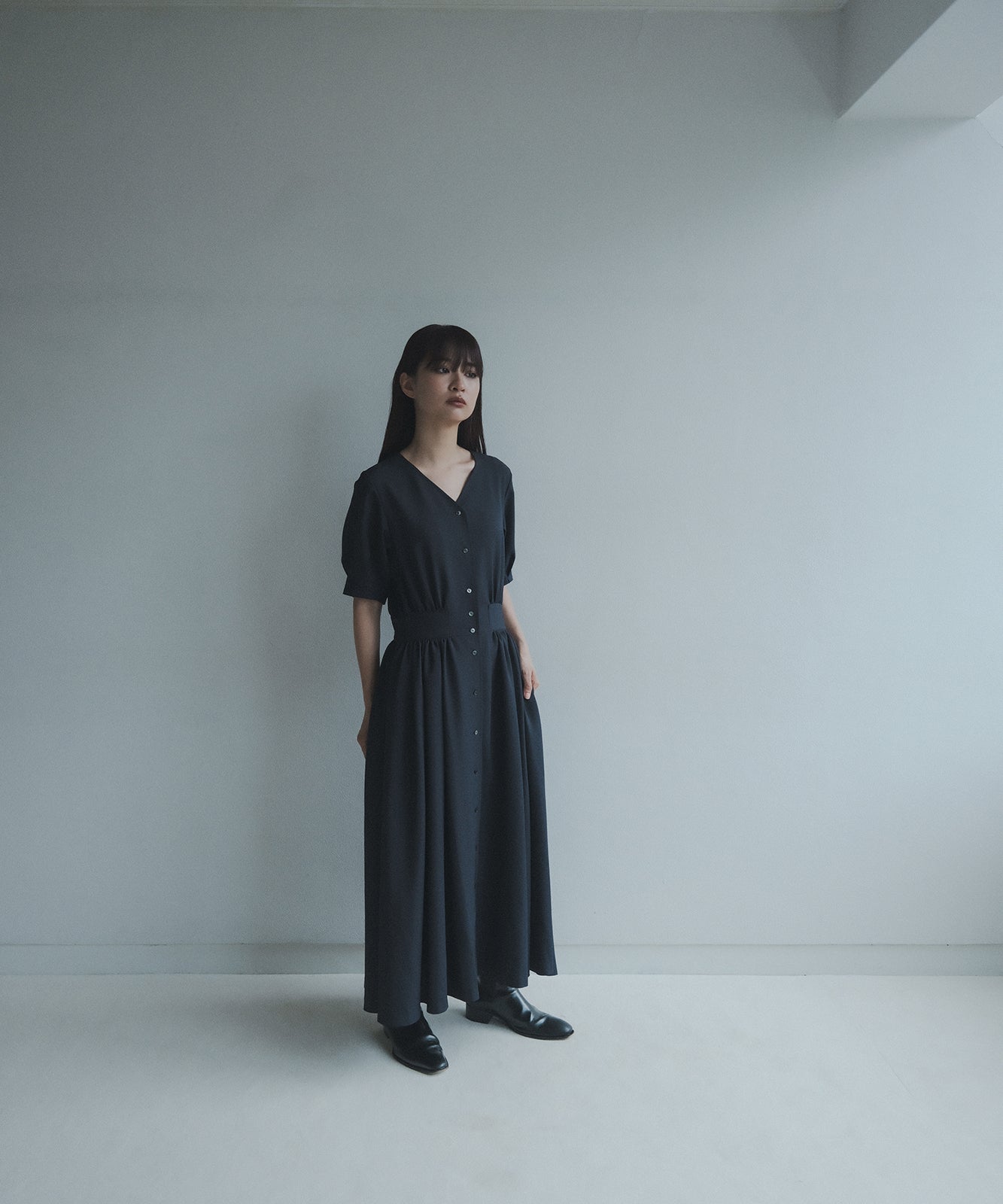 ≪リバイバル展示会≫primitive classic vneck button onepiece（プリミティブクラシックVネックボタンワンピース）≪2024年12月6日12:00販売開始≫≪2025年5月発送予定≫