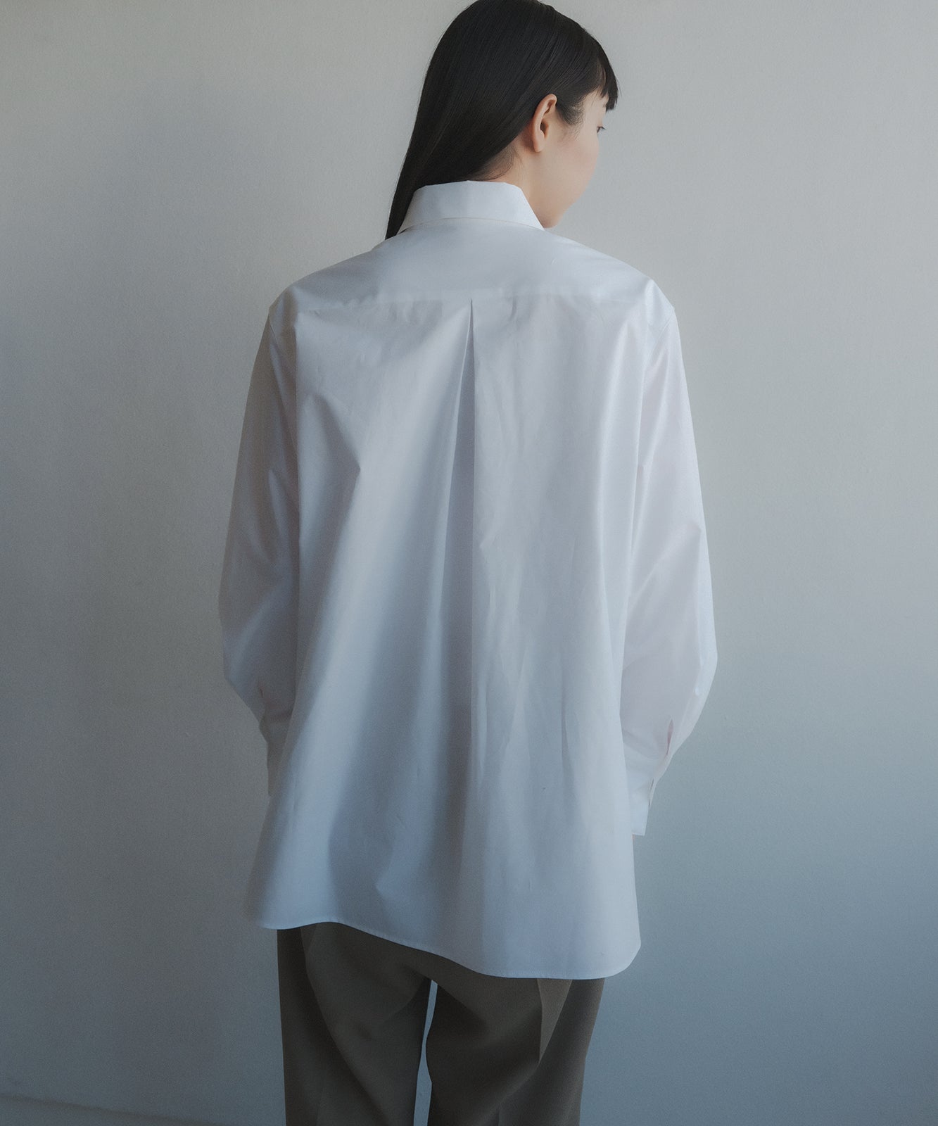 ≪在庫販売≫shirts coller sode powan blouse（シャツカラー袖ぽわん