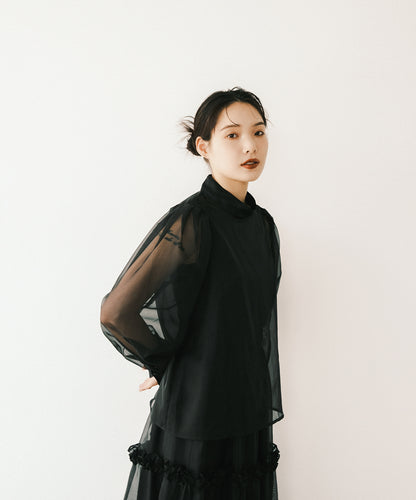 ≪在庫販売≫organza highneck flap blouse（オーガンジーハイネックフラップブラウス）≪2023年9月22日15:00販売開始≫