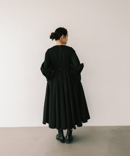 ≪予約販売≫【THE DRESS #47】 black sode powan dress（ブラック袖ぽわんドレス）≪2023年6月26日21:00≫≪2023年9月下旬発送予定≫