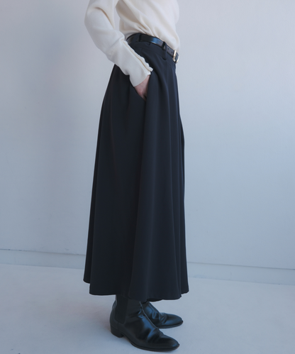 ≪在庫販売≫toro tuck flare skirt（トロタックフレアスカート）≪2023年10月25日15:00販売開始≫