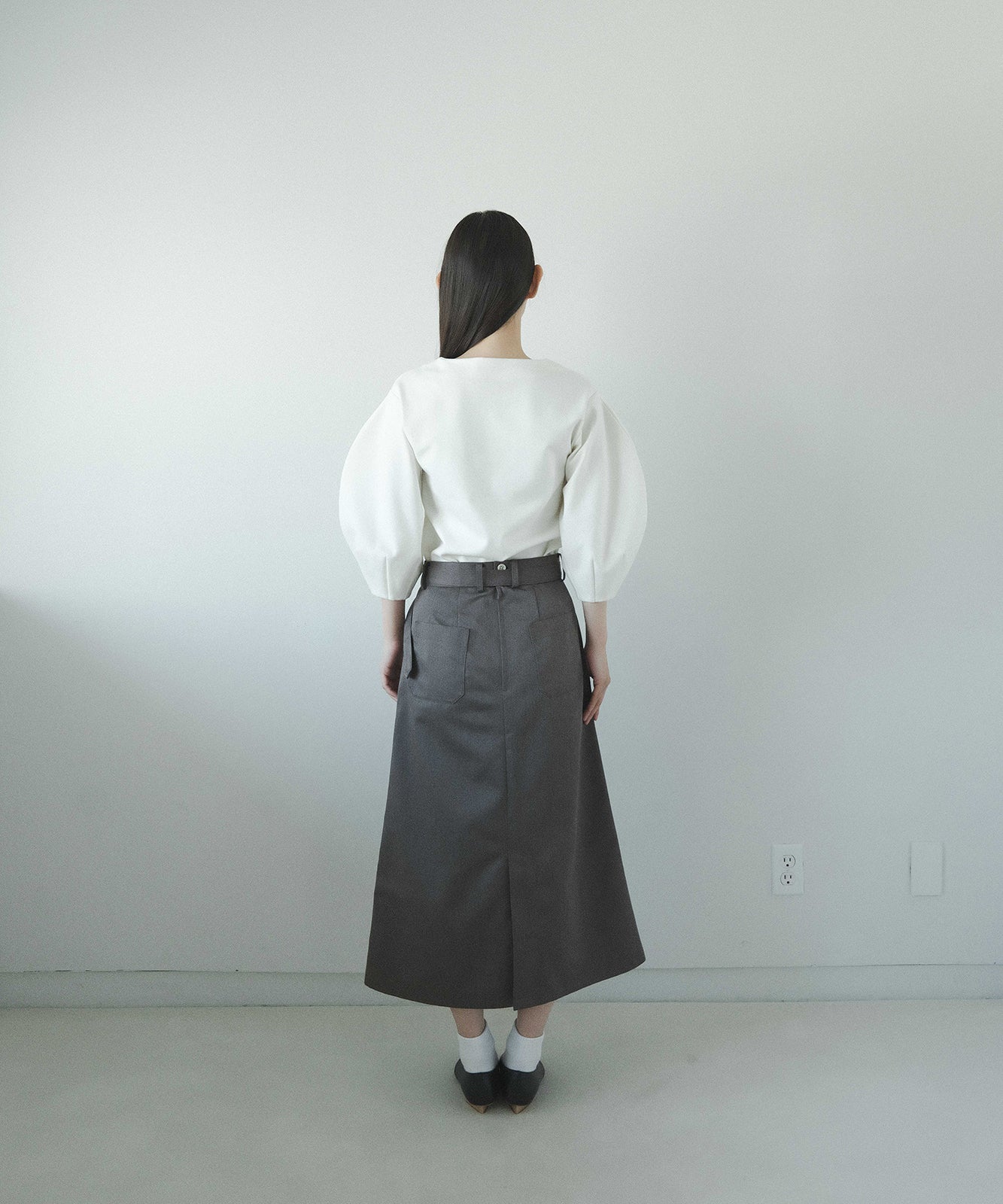 ≪在庫販売≫cotton straight skirt（2023） – THE MUSEUM foufou