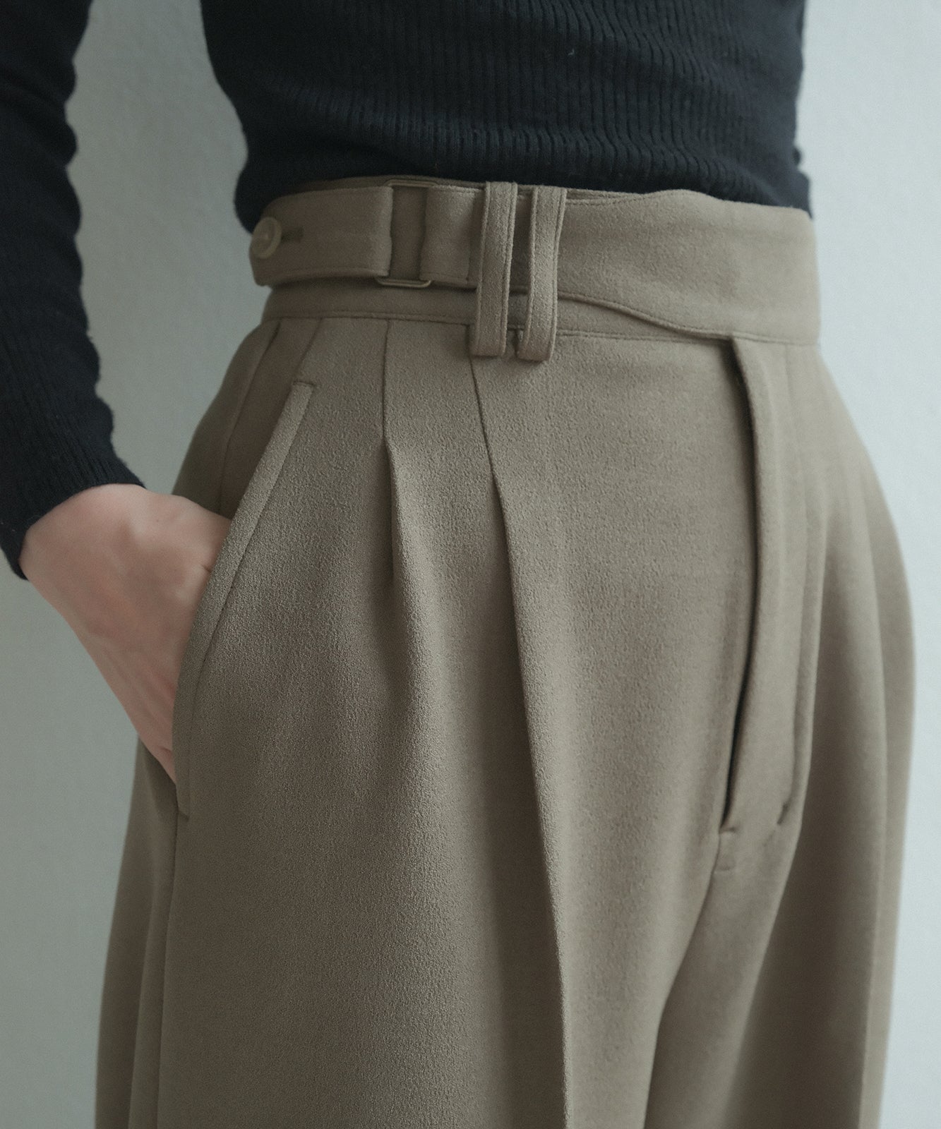 ≪在庫販売≫double fold tuck pants（ダブルフォールド タックパンツ）