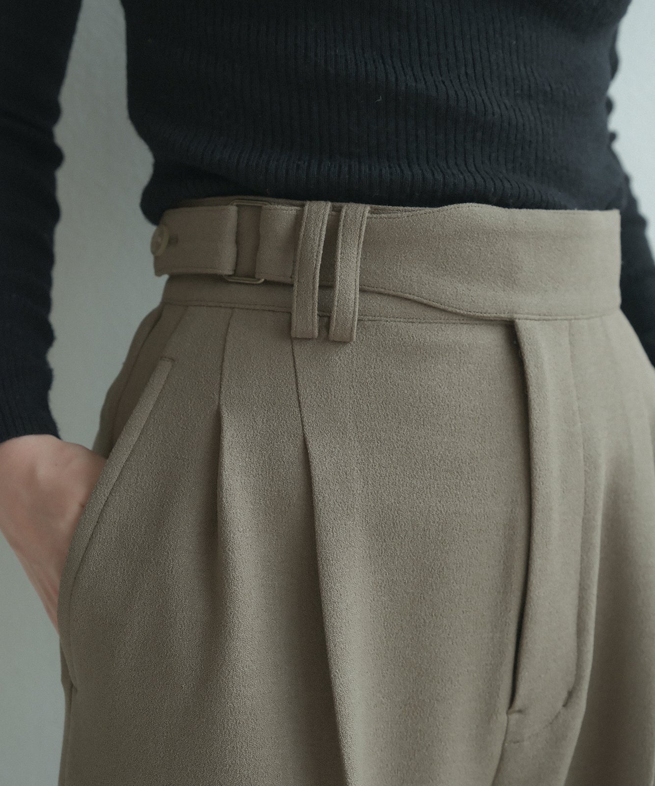 ≪在庫販売≫double fold tuck pants（ダブルフォールド タックパンツ