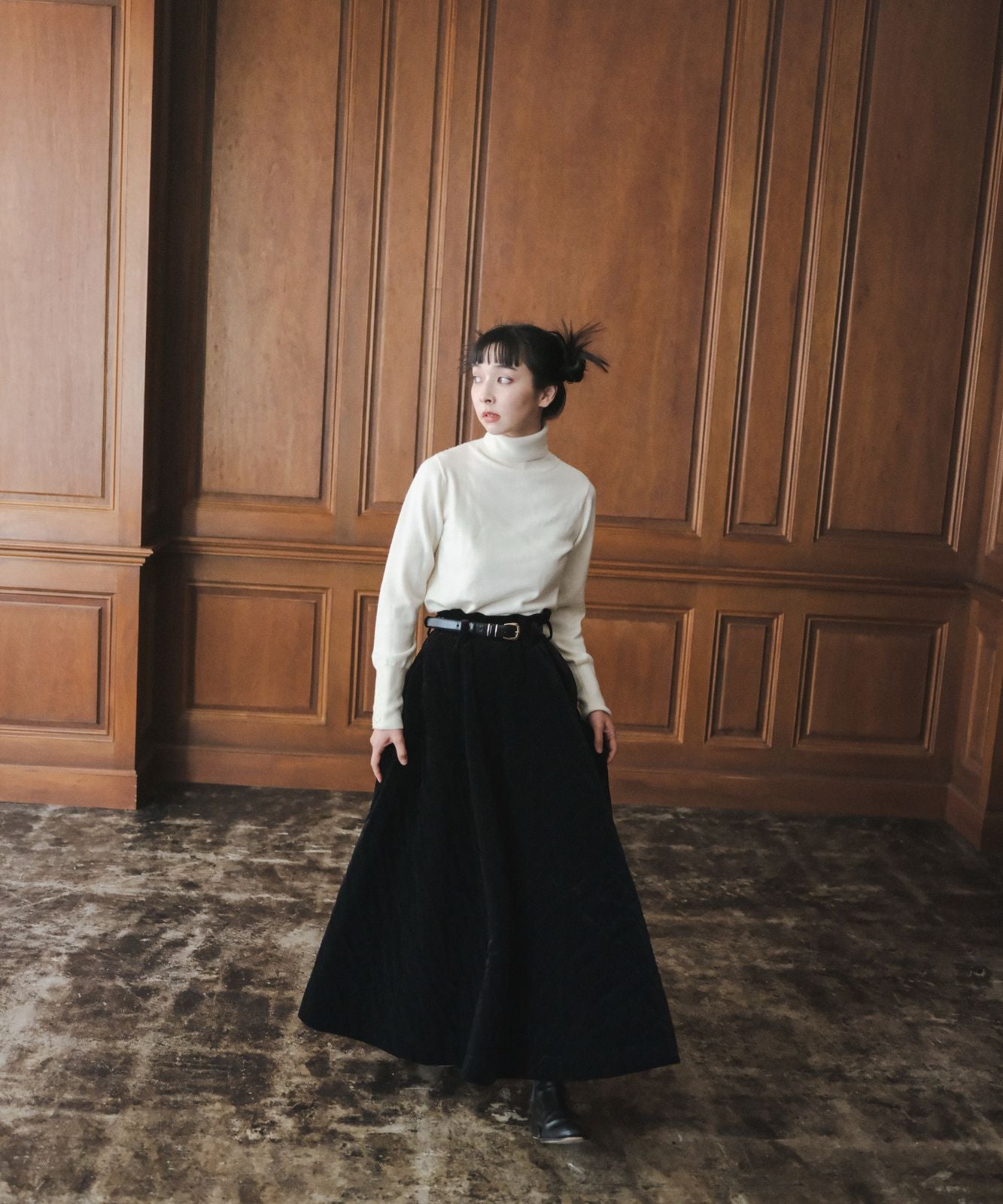 中古美品FENDI 近年秋冬コレクション ふっくらキルティングベルベットフレアスカート スカート