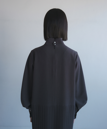 ≪予約販売≫ highneck toro pleats onepiece（ハイネックトロプリーツワンピース）≪2023年11月13日15:00販売開始≫≪2024年2月上旬以降発送予定≫