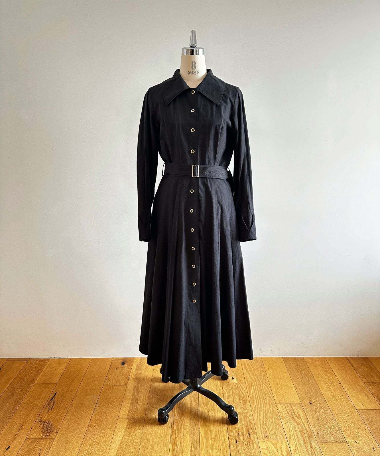 ≪通常販売≫ 【THE DRESS #55】goldbutton seamtuck dress（ゴールドボタンシームタックドレス） – THE  MUSEUM foufou