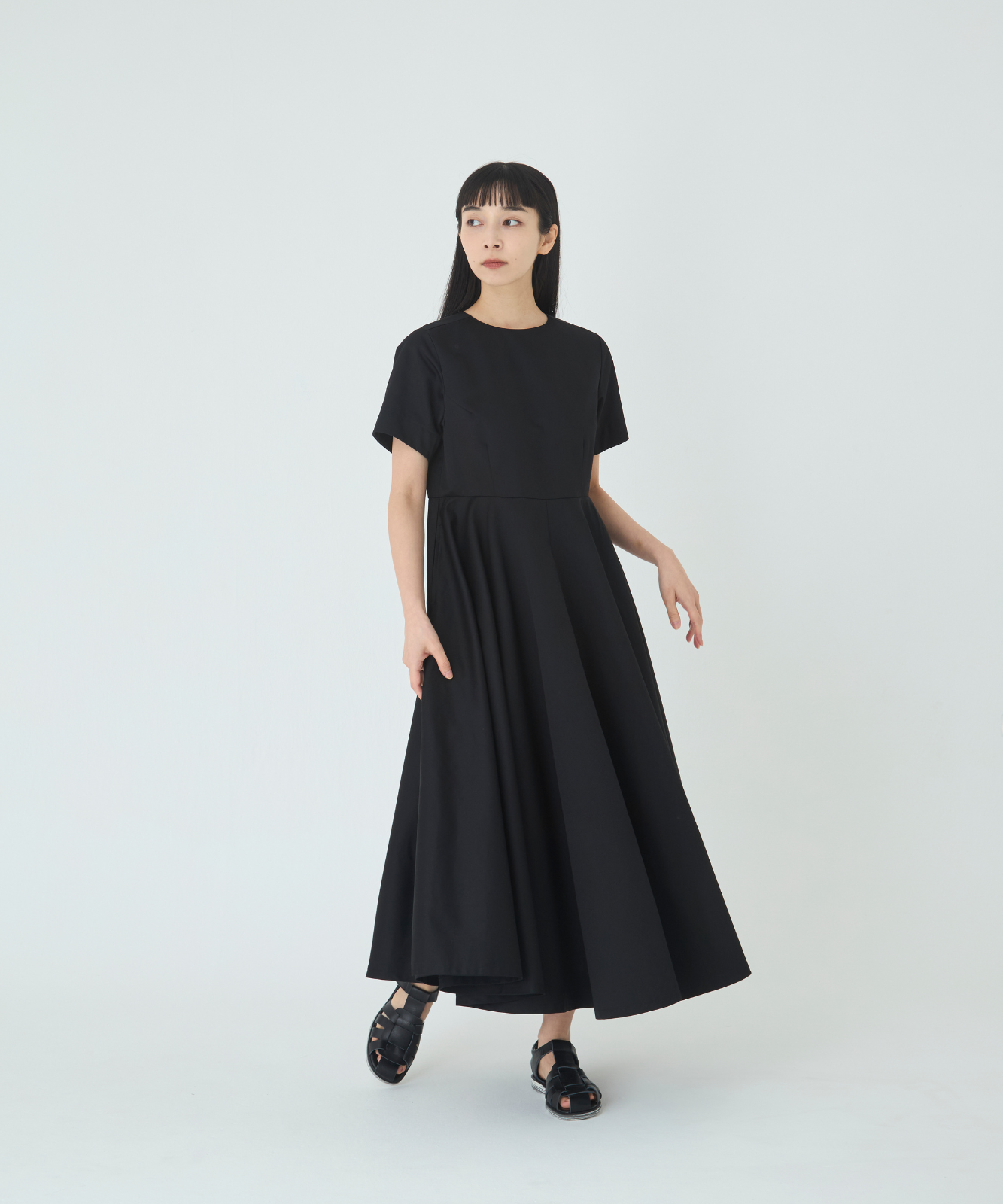 ≪在庫販売≫【THE DRESS #00】black flare onepiece（ブラックフレアワンピース）