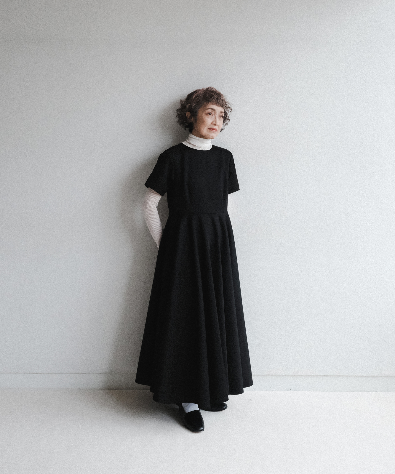 ≪在庫販売≫【THE DRESS #00】black flare onepiece（ブラックフレアワンピース） – THE MUSEUM foufou