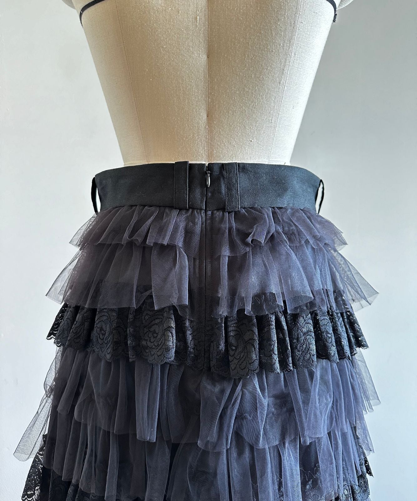 ≪在庫販売≫tulle lace black tiered skirt（チュールレースブラック ...