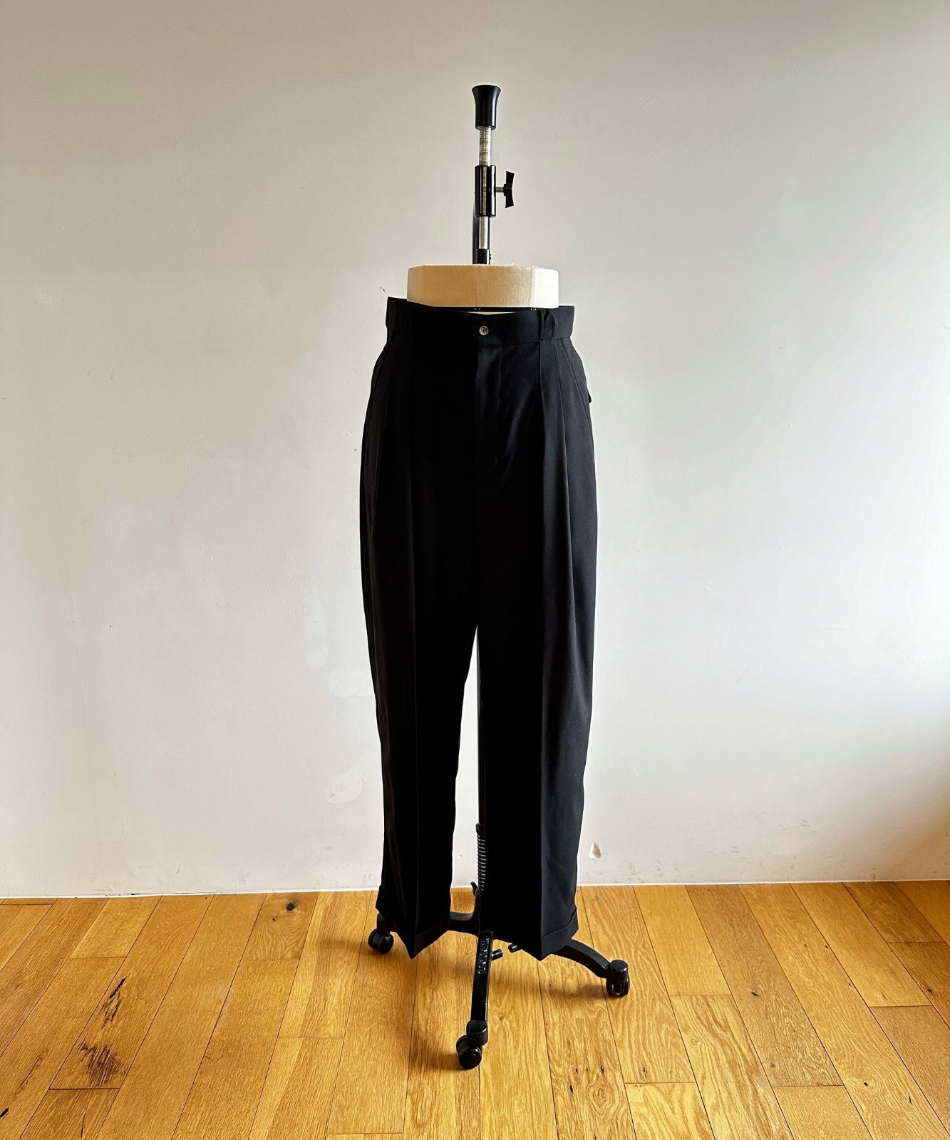 ≪予約販売≫2tuck easy gaba stretch slacks（ツータックイージー