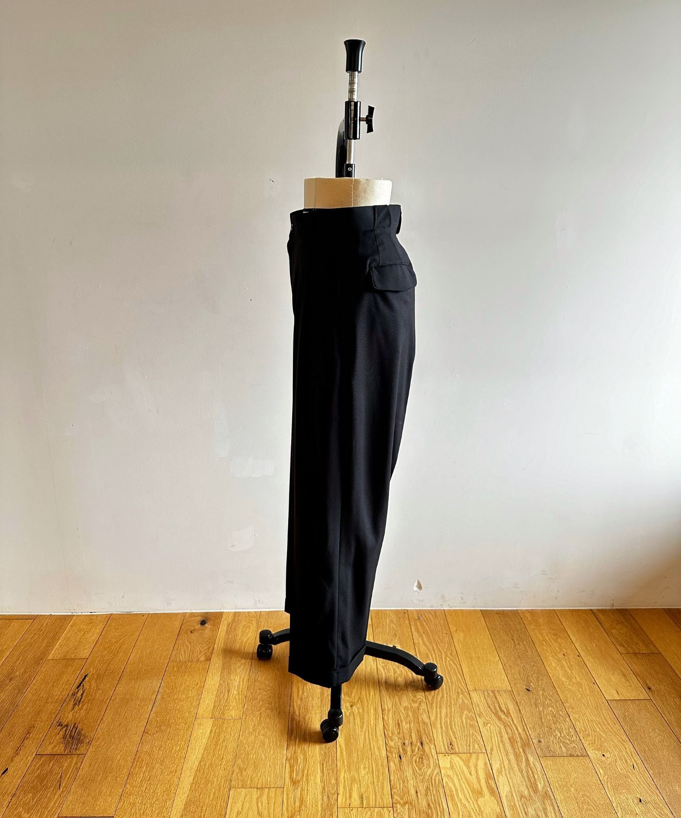 ≪予約販売≫2tuck easy gaba stretch  slacks（ツータックイージーギャバストレッチスラックス）≪2024年3月25日15:00販売開始≫≪2024年7月上旬以降発送予定≫