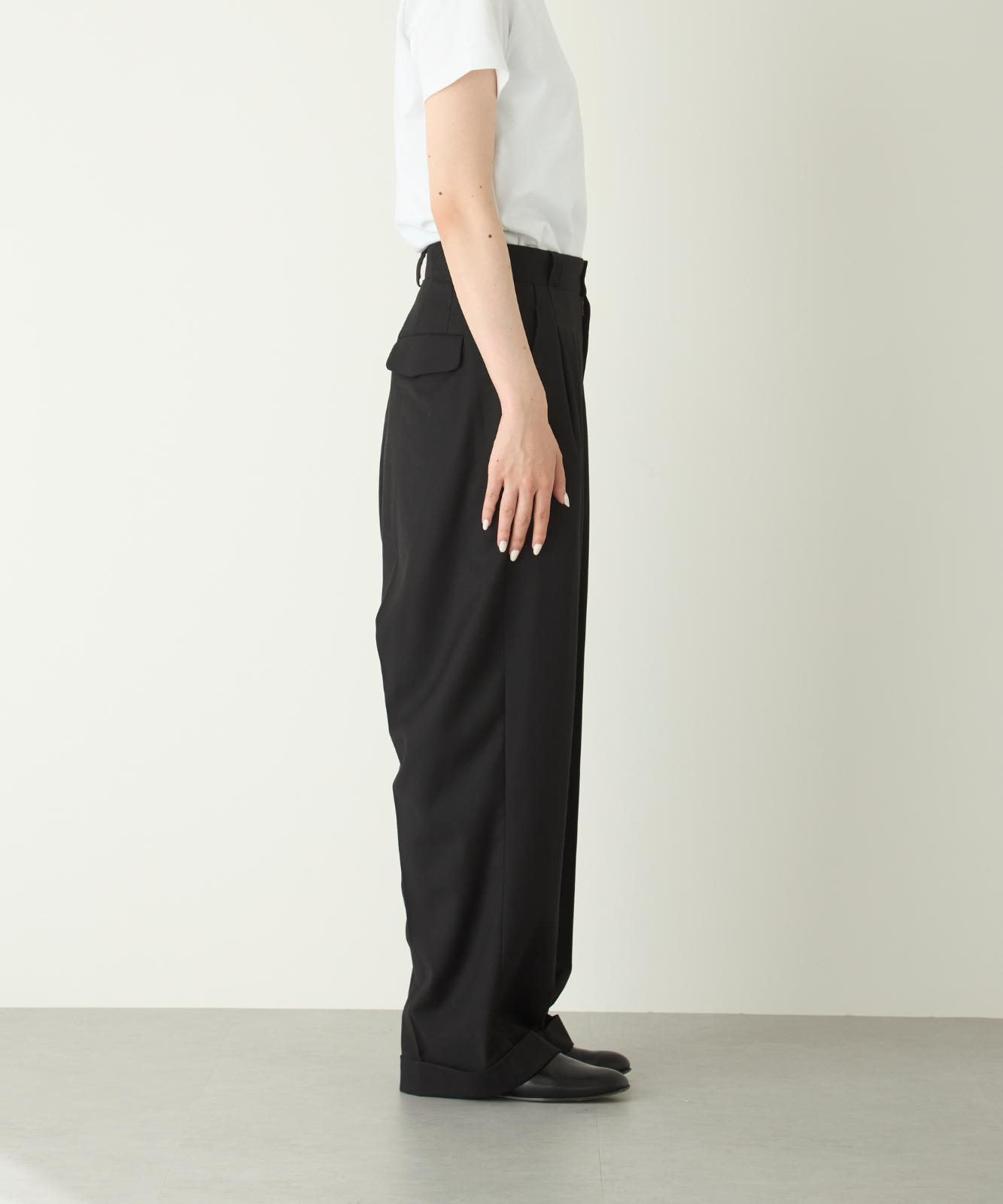 ≪在庫販売≫2tuck easy gaba stretch slacks（ツータックイージーギャバストレッチスラックス）