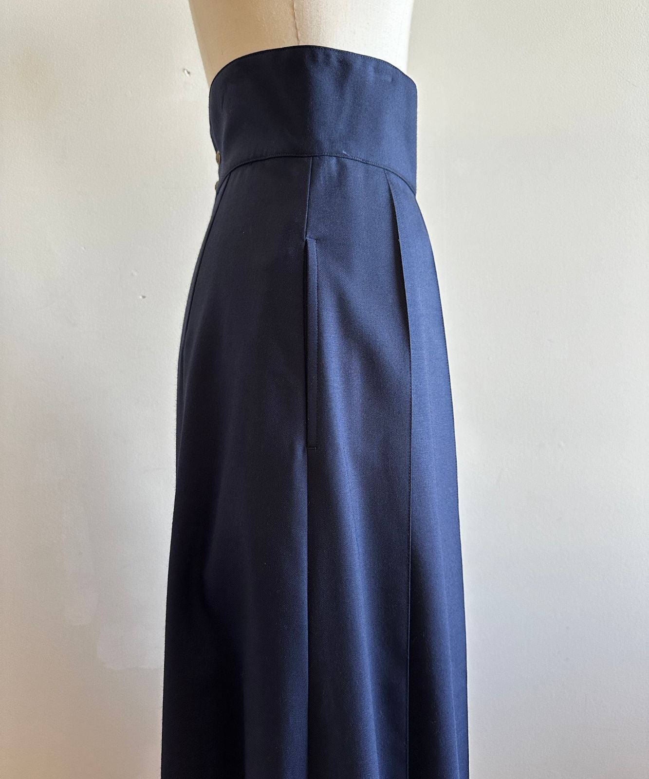 ≪在庫販売≫highwaist tuck classical skirt（ハイウエストタック 