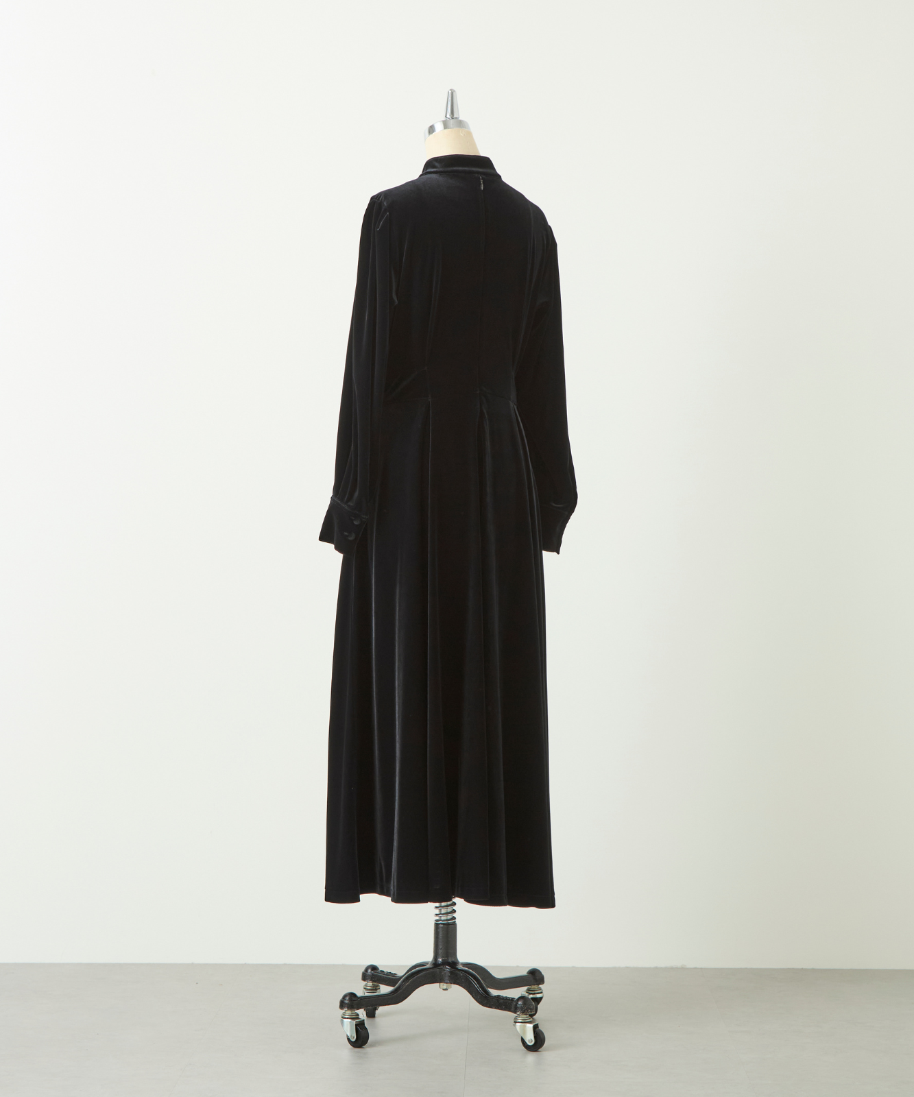 ≪通常販売≫【THE DRESS #57】velour front button dress（ベロアフロントボタンドレス）≪2024年11月22日15:00販売開始≫