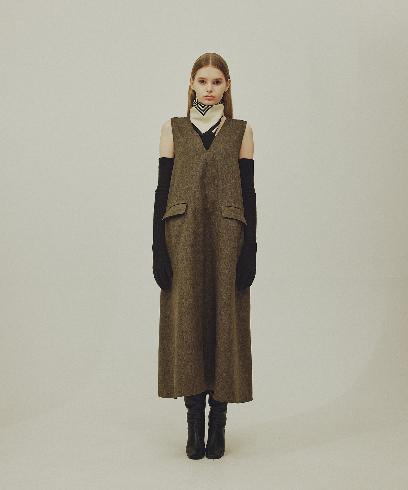 foufou Vネックジャンパースカート ≪通常販売≫Vneck tweed jumper skirt(Vネックツイード