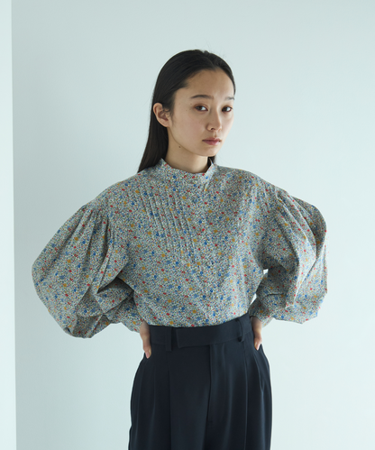 ≪通常販売≫liberty print pin tuck blouse（リバティプリントピンタックブラウス）